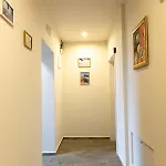 сноуфлейк Snowflake Chalet&snowflake Дом отдыха