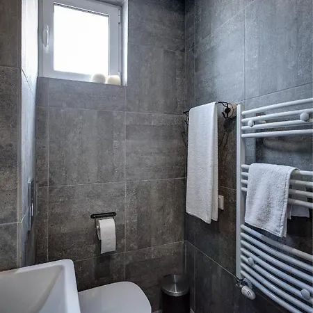 сноуфлейк Snowflake And Snowflake Holiday home *
