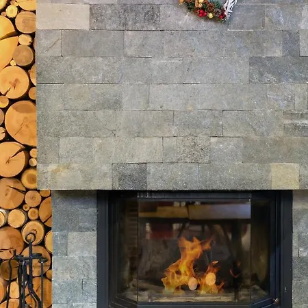 сноуфлейк Snowflake And Snowflake Holiday home *